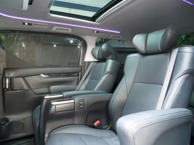 2019 Toyota Alphard 2.5 SC Package รูปที่ 2